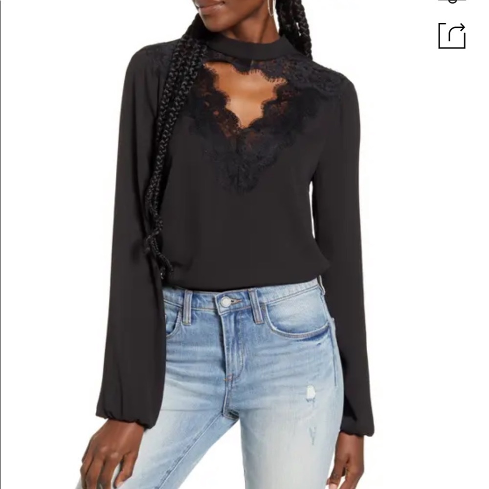 🖤 NWT WAYF TRENDY LACE KEYHOLE TOP SIZE XS